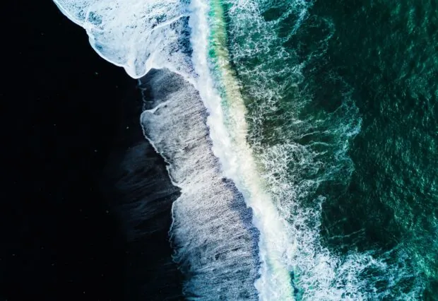 01_Atmospheric_35_willian-justen-de-vasconcellos-hKwBa0Gltuk-unsplash